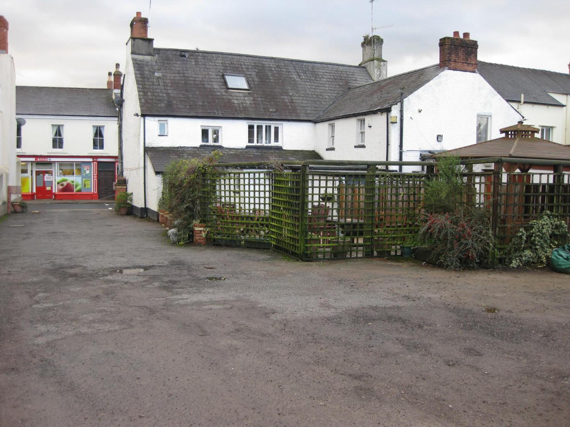 The Crosskeys Inn Usk Eksteriør bilde
